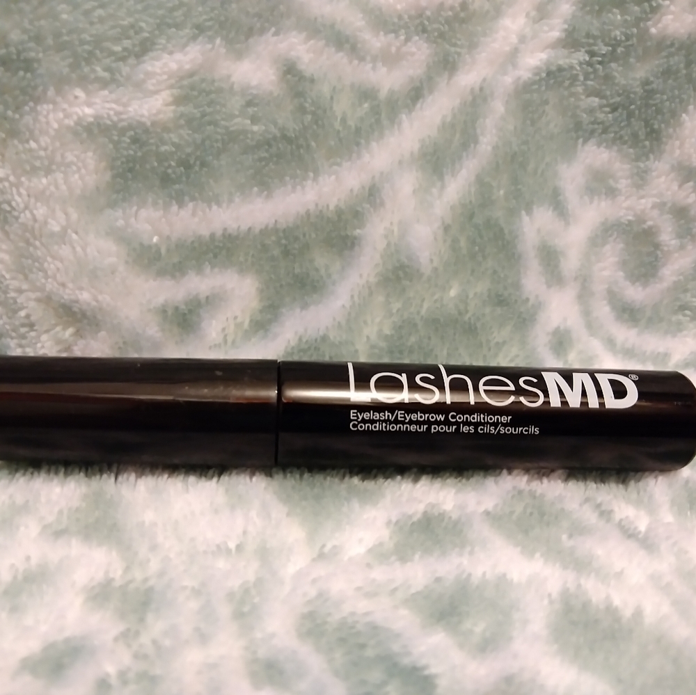 LashesMD conditioner mascara